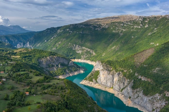 Taros upė. Nuotrauka iš Shutterstock.